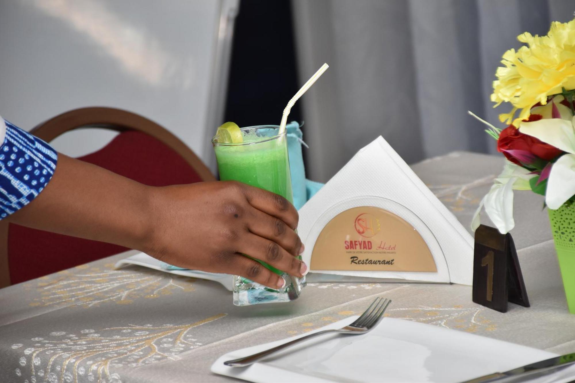 Safyad Hotel Yaoundé Extérieur photo