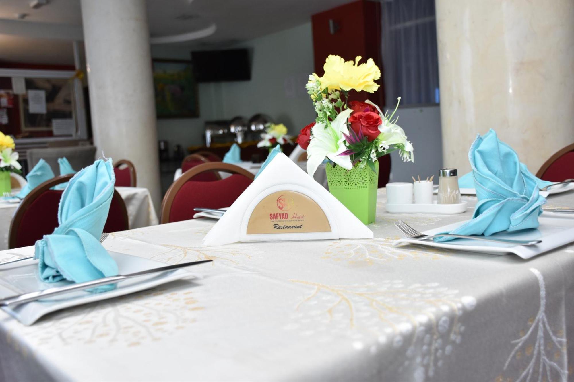 Safyad Hotel Yaoundé Extérieur photo